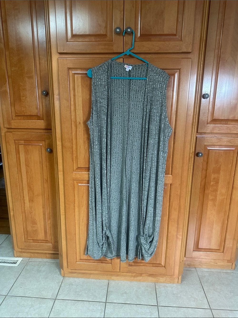 LuLaRoe Long Sleeveless Draped Vest in Heather Gray
